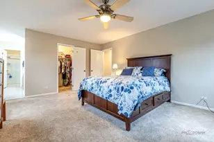 240 Osage Terrace, Buffalo Grove, IL 60089 - Photo 17