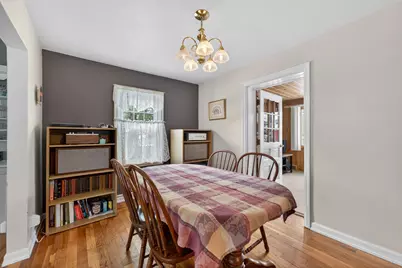 827 N 10th Street, Dekalb, IL 60115 - Photo 13