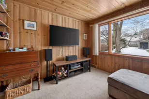 827 N 10th St, Dekalb, IL 60115 - Photo 15