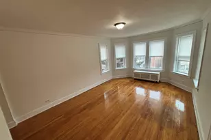 2216 W Thome Ave, Chicago, IL 60659 - Photo 7