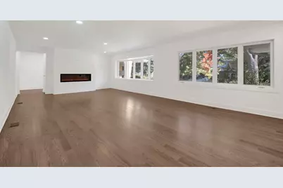 6444 N Knox Avenue, Lincolnwood, IL 60712 - Photo 13