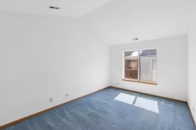 3 Dewalt Court, Elmhurst, IL 60126 - Photo 9