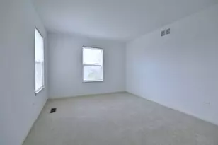 2914 Kelly Dr, Elgin, IL 60124 - Photo 31
