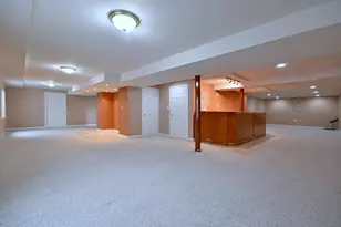 2914 Kelly Dr, Elgin, IL 60124 - Photo 39