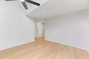 1239 Old Mill Ln, Elk Grove Village, IL 60007 - Photo 15