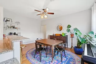 7657 N Greenview Ave, Chicago, IL 60626 - Photo 7