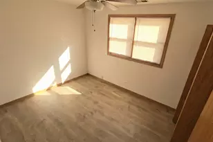 445 W 37th St, Chicago, IL 60609 - Photo 11