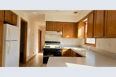 445 W 37th Street #1, Chicago, IL 60609 - Photo 3