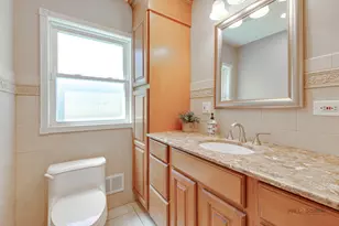 130 Westmoreland Dr, Wilmette, IL 60091 - Photo 15