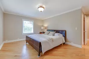130 Westmoreland Dr, Wilmette, IL 60091 - Photo 13