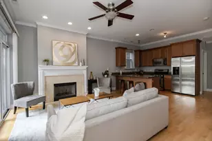 1236 W Webster Ave, Chicago, IL 60614 - Photo 3