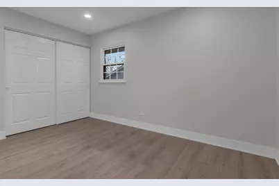 272 E Wrightwood Avenue, Glendale Heights, IL 60139 - Photo 27