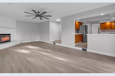 272 E Wrightwood Avenue, Glendale Heights, IL 60139 - Photo 15