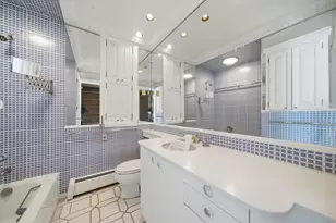 1517 N Dearborn Pkwy, Chicago, IL 60610 - Photo 13