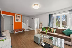 300 S Cumberland Pkwy, Des Plaines, IL 60016 - Photo 5