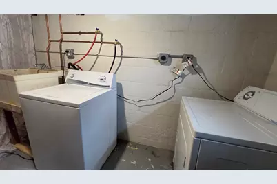 542 Whitney Avenue, Winthrop Harbor, IL 60096 - Photo 15