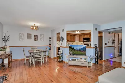 211 Manor Drive, New Lenox, IL 60451 - Photo 5