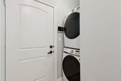 3300 W Albion Street, Lincolnwood, IL 60712 - Photo 33