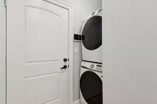 3300 W Albion St, Lincolnwood, IL 60712 - Photo 33