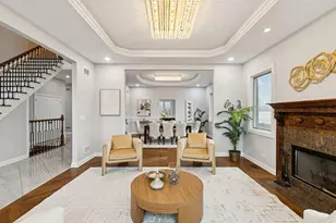 3300 W Albion St, Lincolnwood, IL 60712 - Photo 7