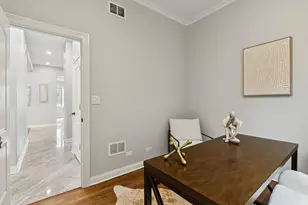 3300 W Albion St, Lincolnwood, IL 60712 - Photo 41