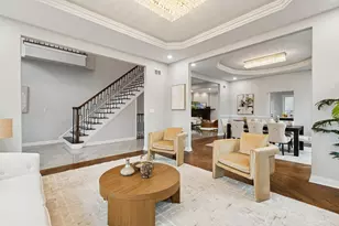 3300 W Albion St, Lincolnwood, IL 60712 - Photo 9