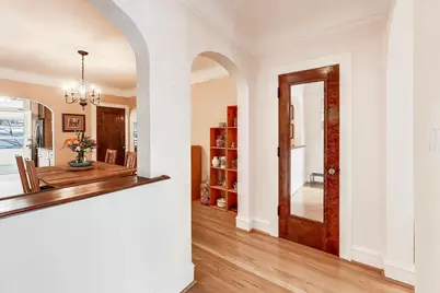 7842 N Karlov Avenue, Skokie, IL 60076 - Photo 3