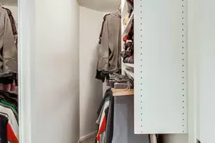 7842 N Karlov Ave, Skokie, IL 60076 - Photo 25