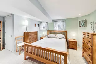 7842 N Karlov Ave, Skokie, IL 60076 - Photo 23