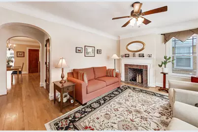 7842 N Karlov Avenue, Skokie, IL 60076 - Photo 5