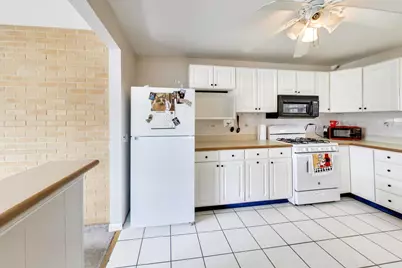 915 S Na Wa Ta Avenue, Mount Prospect, IL 60056 - Photo 11