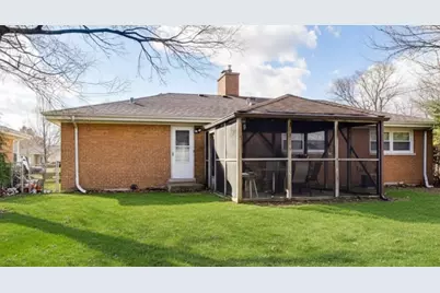 915 S Na Wa Ta Avenue, Mount Prospect, IL 60056 - Photo 27