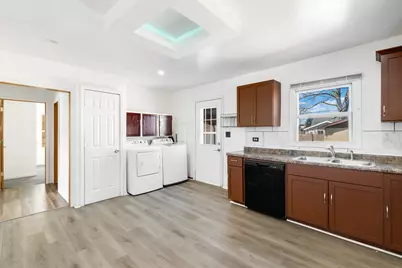 7830 Neenah Avenue, Burbank, IL 60459 - Photo 9