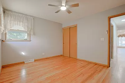 475 Courtesy Lane, Des Plaines, IL 60018 - Photo 15