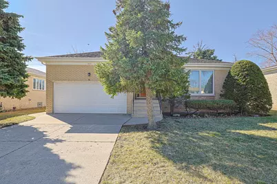 475 Courtesy Lane, Des Plaines, IL 60018 - Photo 1