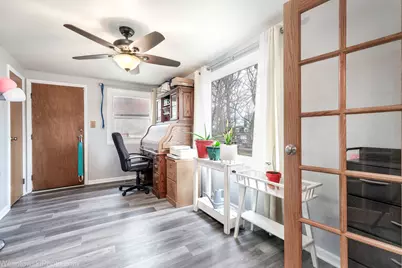 714 Elmwood Drive, Carpentersville, IL 60110 - Photo 15