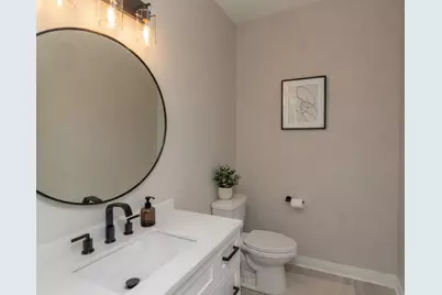 1110 S 3rd Avenue, Maywood, IL 60153 - Photo 9