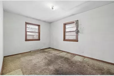 124 N State Street, Glenwood, IL 60425 - Photo 13