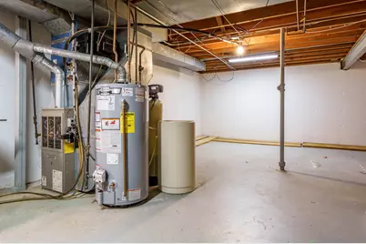 1110 Roxbury, Rockford, IL 61107 - Photo 31