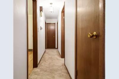 1110 Roxbury, Rockford, IL 61107 - Photo 21