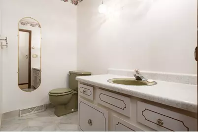 1110 Roxbury, Rockford, IL 61107 - Photo 15