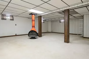 1110 Roxbury, Rockford, IL 61107 - Photo 25