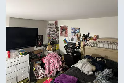 1060 N Highland Avenue, Aurora, IL 60506 - Photo 11