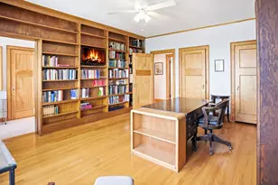 5421 S Cornell Ave, Chicago, IL 60615 - Photo 25