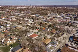 9430 S 81st Ave, Hickory Hills, IL 60457 - Photo 29