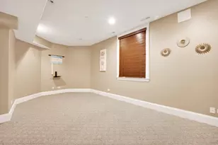 2323 Douglas Ave, Des Plaines, IL 60018 - Photo 29