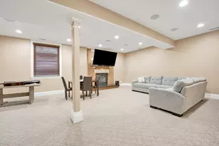 2323 Douglas Ave, Des Plaines, IL 60018 - Photo 27