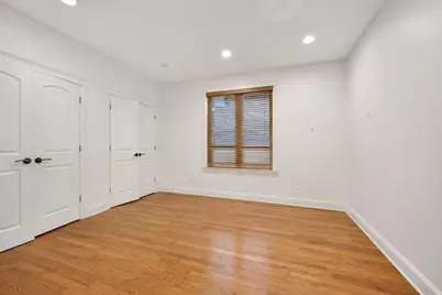 2323 Douglas Avenue, Des Plaines, IL 60018 - Photo 13