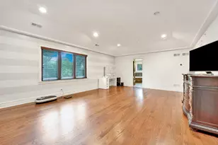 2323 Douglas Ave, Des Plaines, IL 60018 - Photo 15