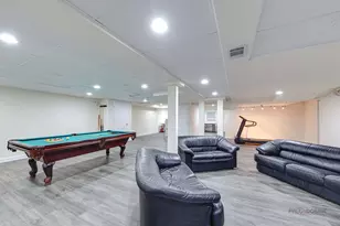 2111 Franklin Dr, Glenview, IL 60026 - Photo 29